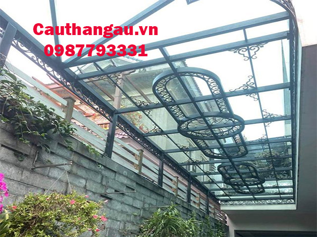 Mái che sắt nghệ thuật kính cường lực tại hà nội Mái che sắt nghệ thuật kính cường lực tại hà nội